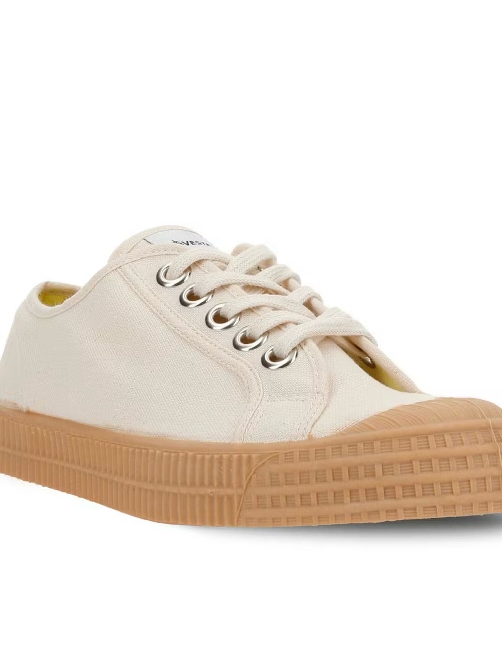 Novesta Star Master - Beigge Canvas Low-Top Sneaker with Tan Gum Sole